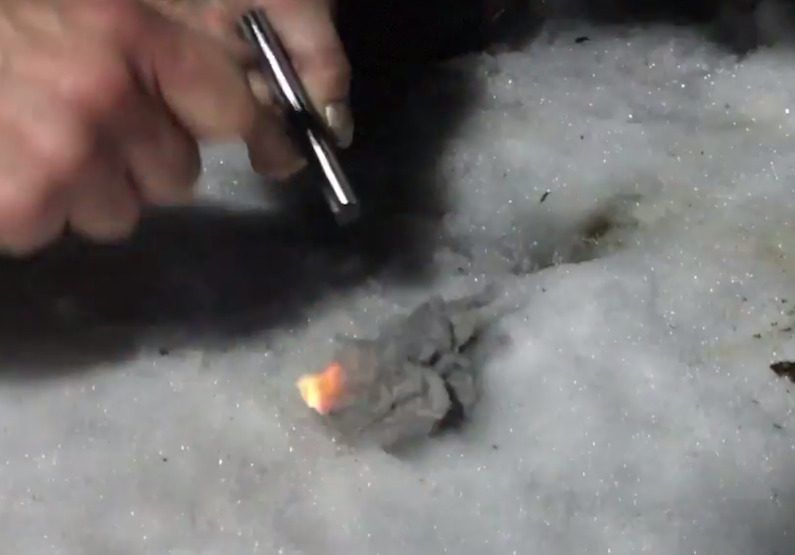 How to start a fire without matches 1