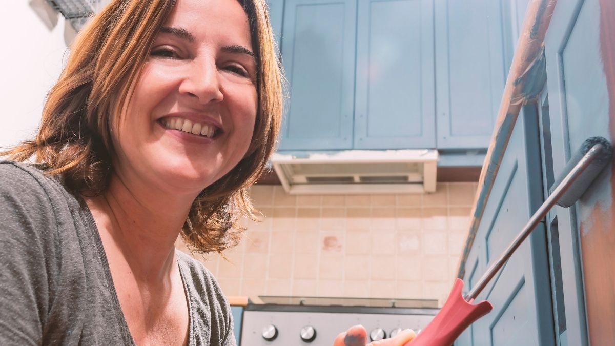 best paint for rv cabinets