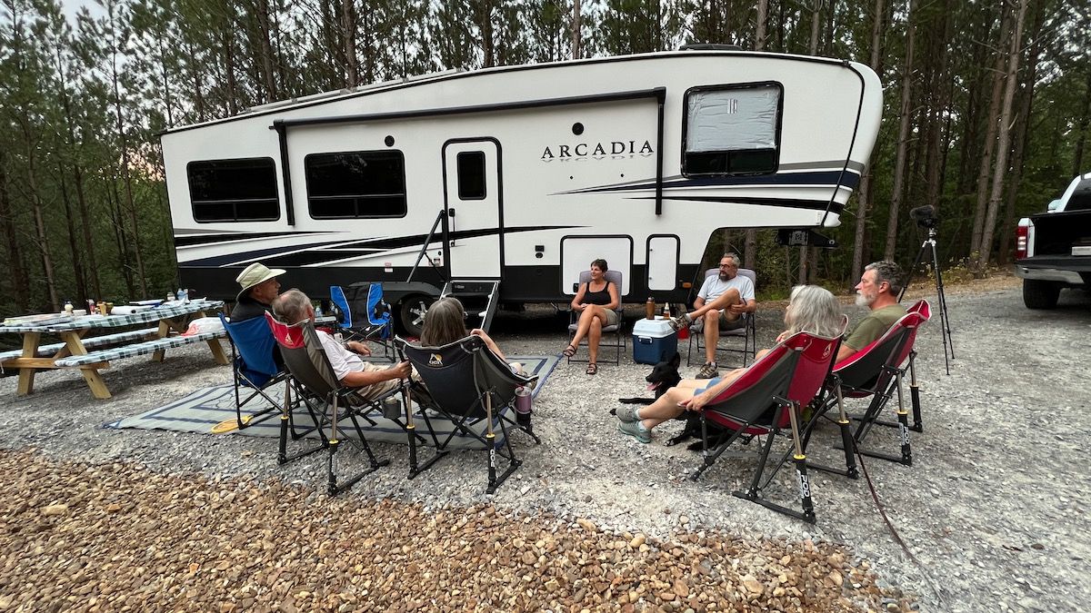 10 RV Lifestyle Pros And Cons (Beyond The Obvious) | RV Lifestyle