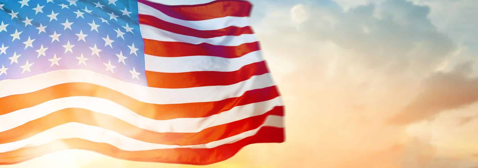 25 4th of July RV Decorations PLUS A Patriotic RV Parody