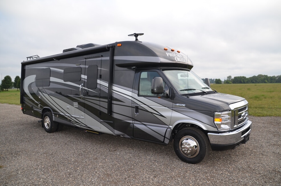 11 Best Small Class C & Class B Plus RV Models (2024) 4