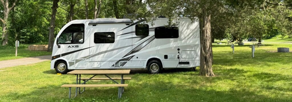 Off Grid RV Living in the Desert 1