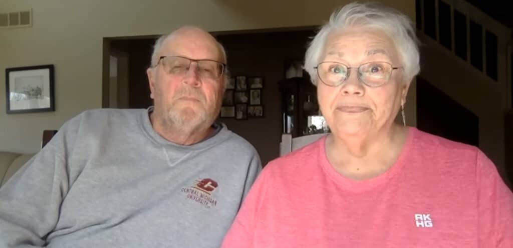 Surviving 80 mph winds in an RV! 1