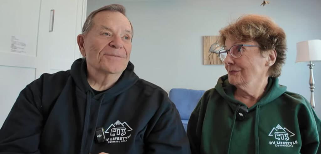 Surviving 80 mph winds in an RV! 4